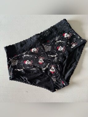 torrid Black Night Terror XMas Skulls & Candy Cane Print Lace-Trim Hipster Panty